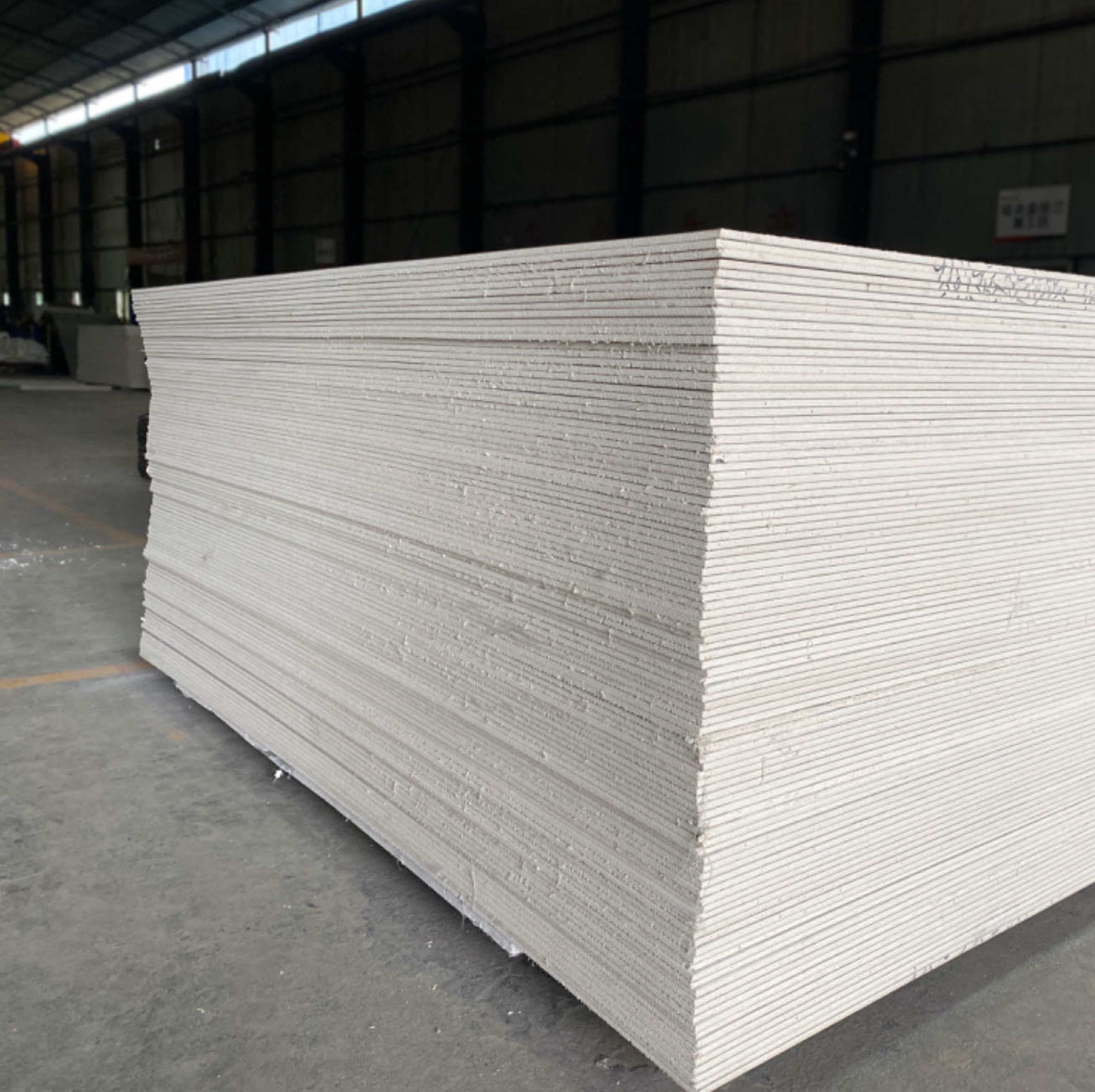 纳米微孔硅晶板密度≤350 kg/m,导热系数(70℃)≤0.052 w/(m.k).并提 供国家级权威检测中心出具的对应检测报告