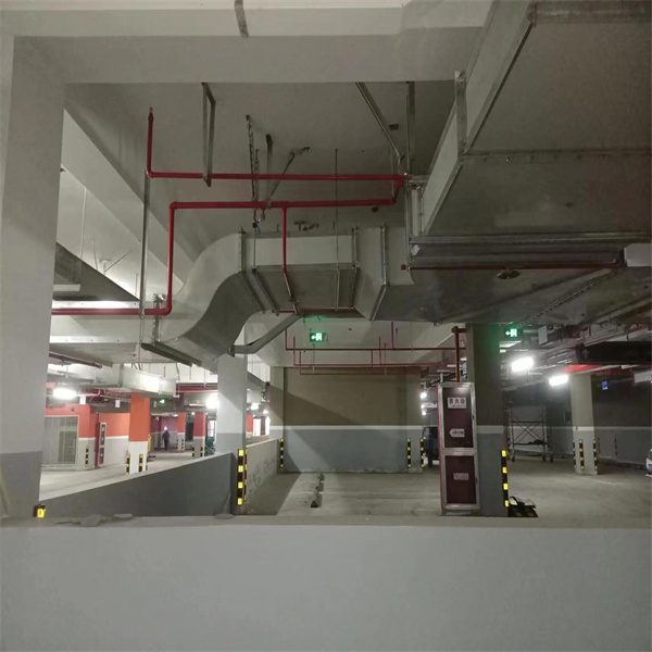 双面彩钢复合一体板制成,板芯采用轻体硬质漂珠硅晶耐火隔热板(不含镁质材料)